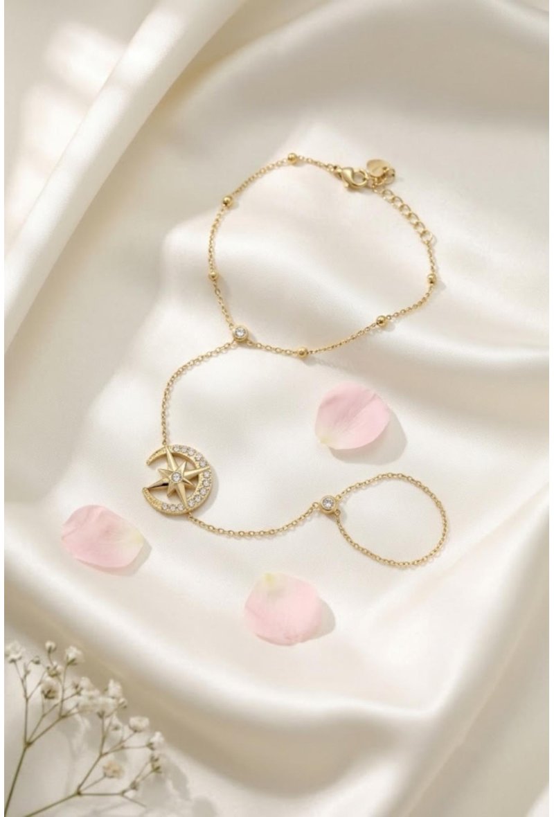 Bijou de Main Lune & Étoile – Charme Céleste